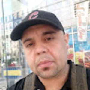 Meet your Posher, Carlos